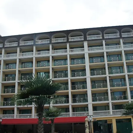 Miramar Front Self Catering No Swim Pool Access *