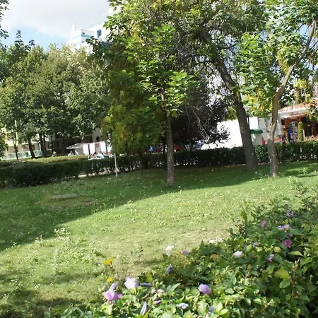 Miramar Front Self Catering No Swim Pool Access Sluneční pobřeží