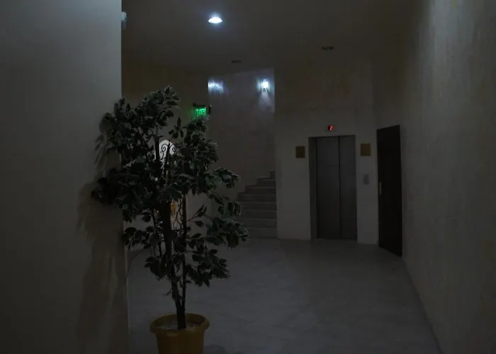 Miramar Front Self Catering No Swim Pool Access Апартаменты Солнечный берег