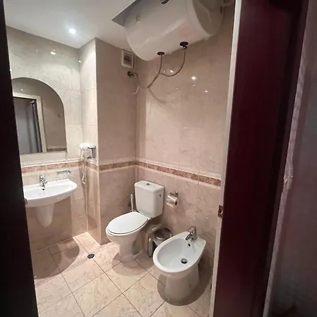 Miramar Front Self Catering No Swim Pool Access Appartamento