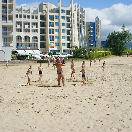 Miramar Front Self Catering No Swim Pool Access Διαμέρισμα Σάνι Μπιτς