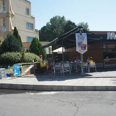 Διαμέρισμα Miramar Front Self Catering No Swim Pool Access Σάνι Μπιτς