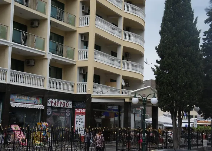 Διαμέρισμα Miramar Front Self Catering No Swim Pool Access Σάνι Μπιτς