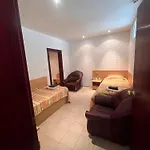 Апартамент Miramar Front Self Catering No Swim Pool Access *