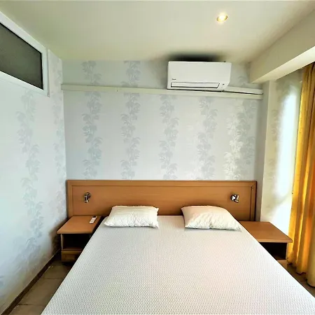 Apartment Miramar Front Self Catering *