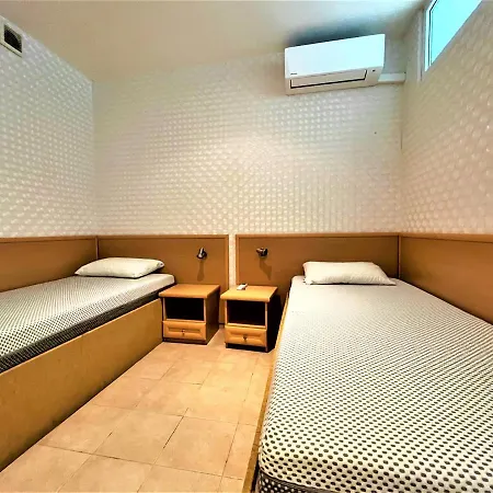 Miramar Front Self Catering No Swim Pool Access Apartamento Sunny Beach