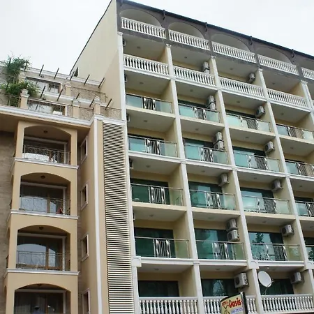 Miramar Front Self Catering *