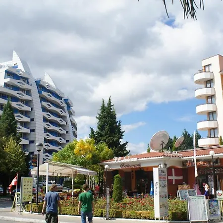 Miramar Front Self Catering No Swim Pool Access Lägenhet *