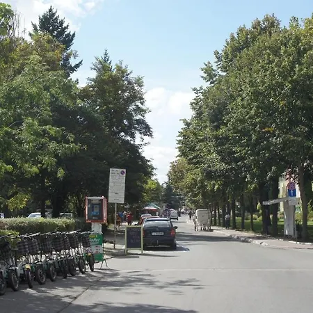 Lägenhet Miramar Front Self Catering No Swim Pool Access Slăntjev Brjag