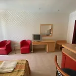 Miramar Front Self Catering No Swim Pool Access * Sunny Beach