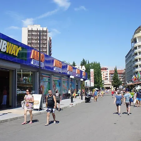 Apartment Miramar Front Self Catering No Swim Pool Access *