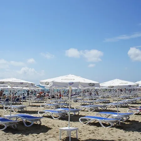 Miramar Front Self Catering No Swim Pool Access Apartment *