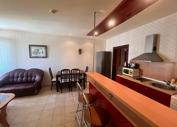 Daire Miramar Front Self Catering No Swim Pool Access